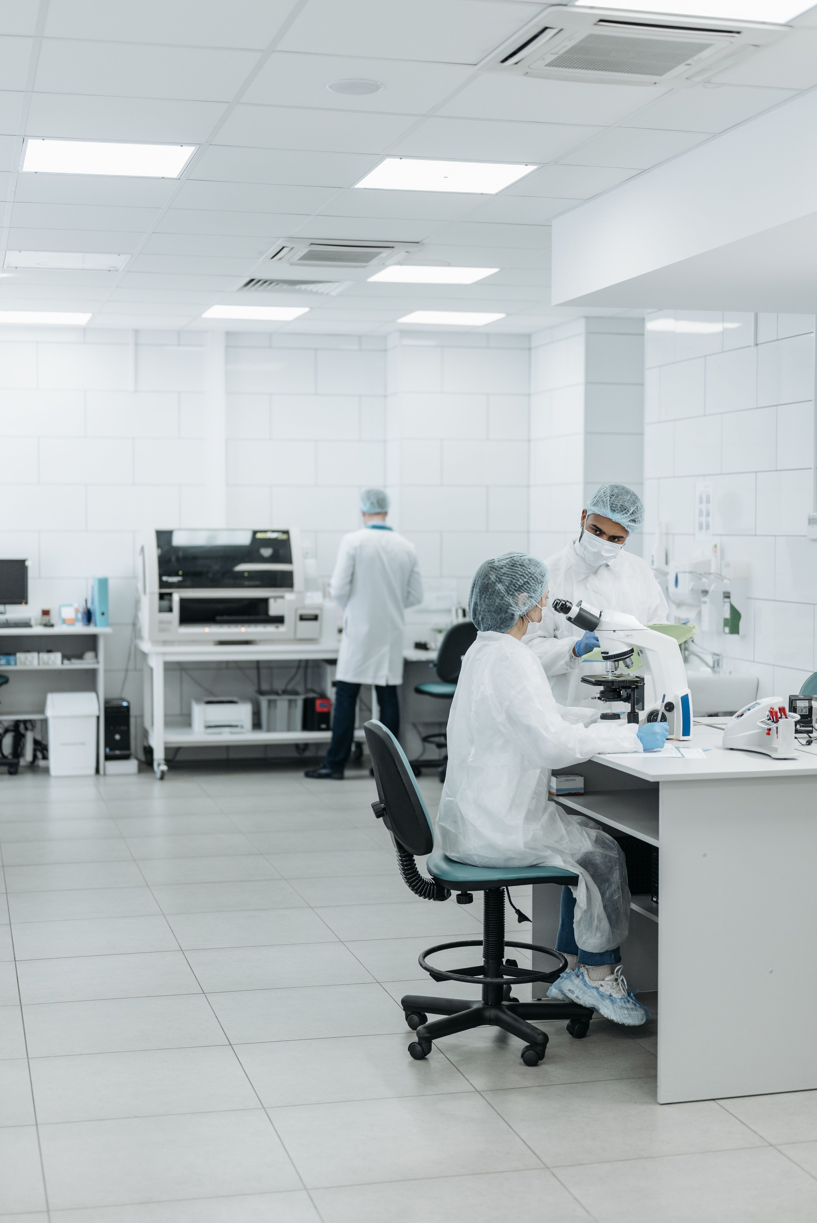 Laboratory environments monitoring